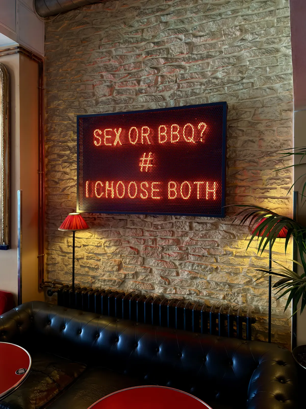 Neon Sex or BBQ – Projekt von Neonworld