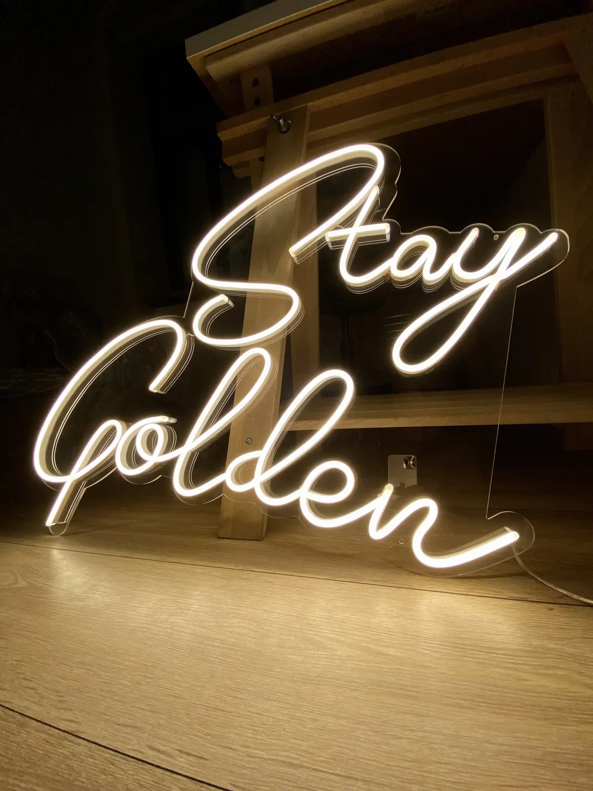 Neon Stay Golden – Projekt von Neonworld