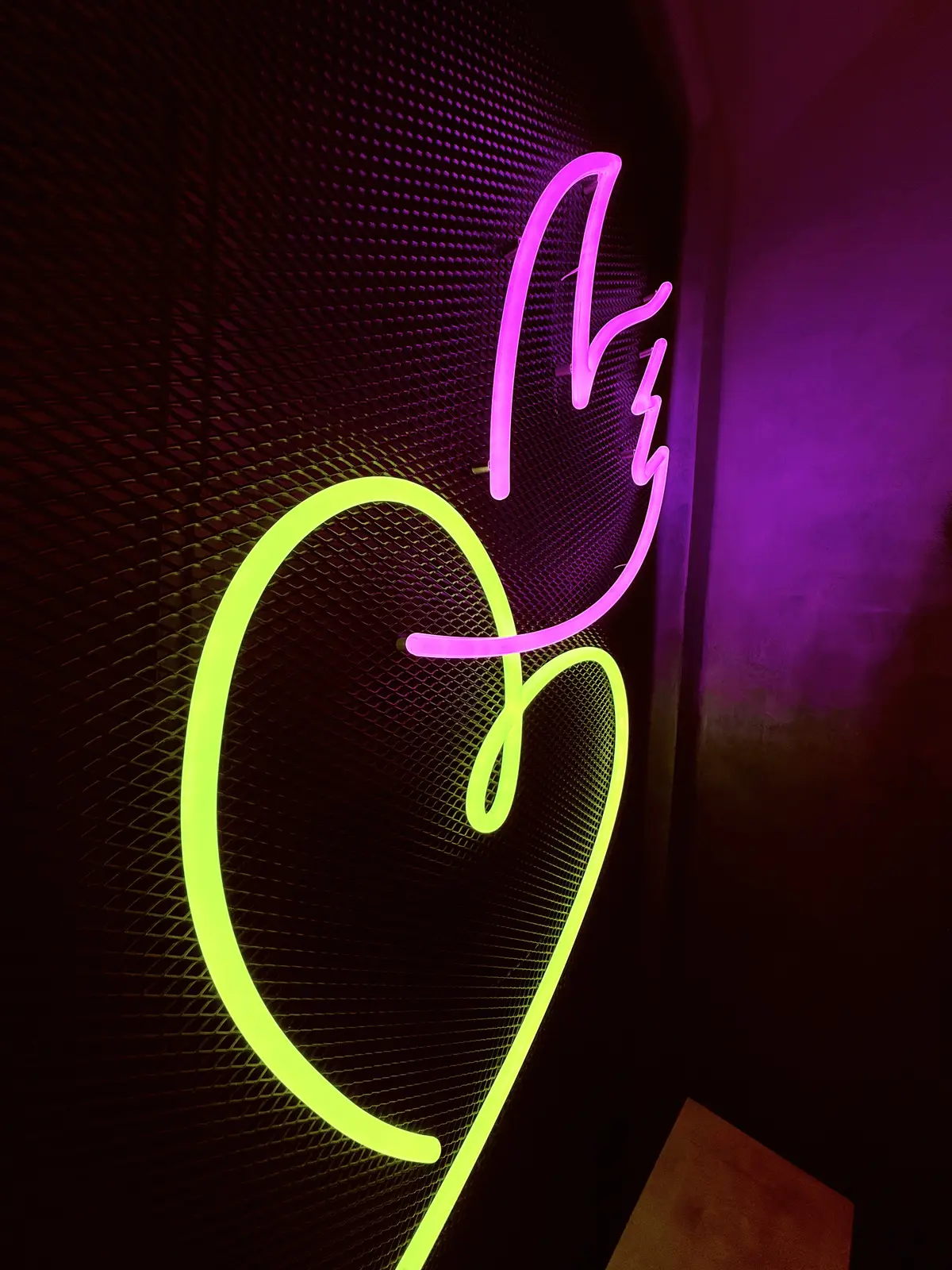 Neon-Herz Iasai – Projekt von Neonworld