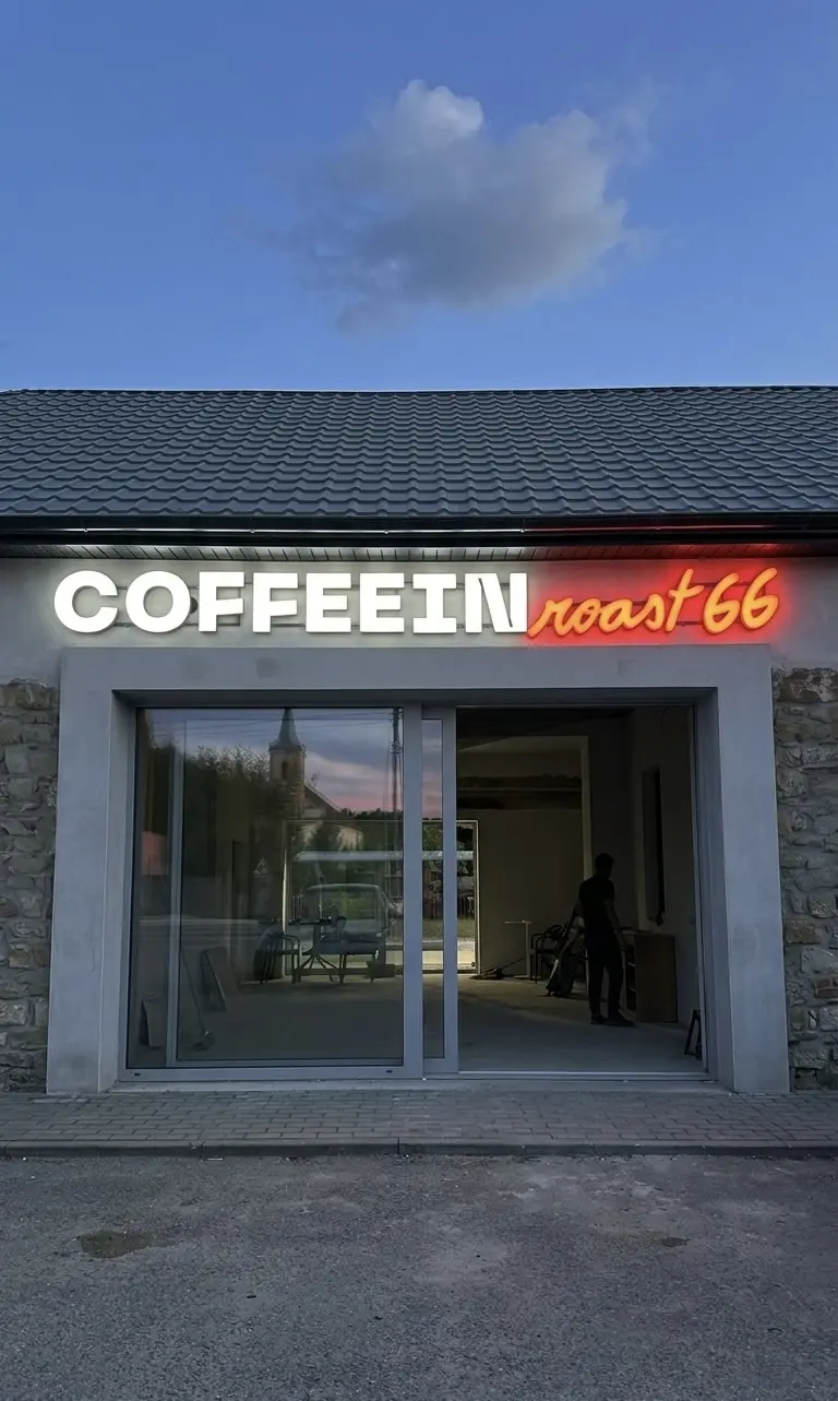 Leuchtreklame Coffeein – Projekt von Neonworld