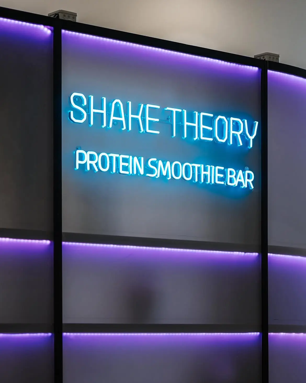 Shake Theory – Paneel – Projekt von Neonworld
